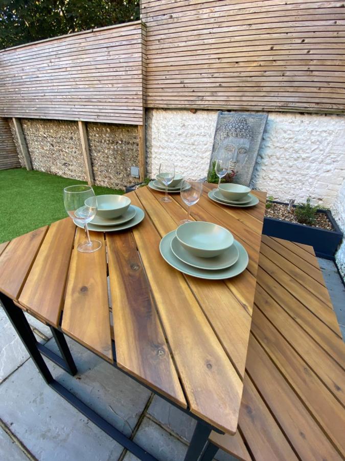 Stylish 2 Bedroom Cottage, Close To Town Centre Worthing Esterno foto